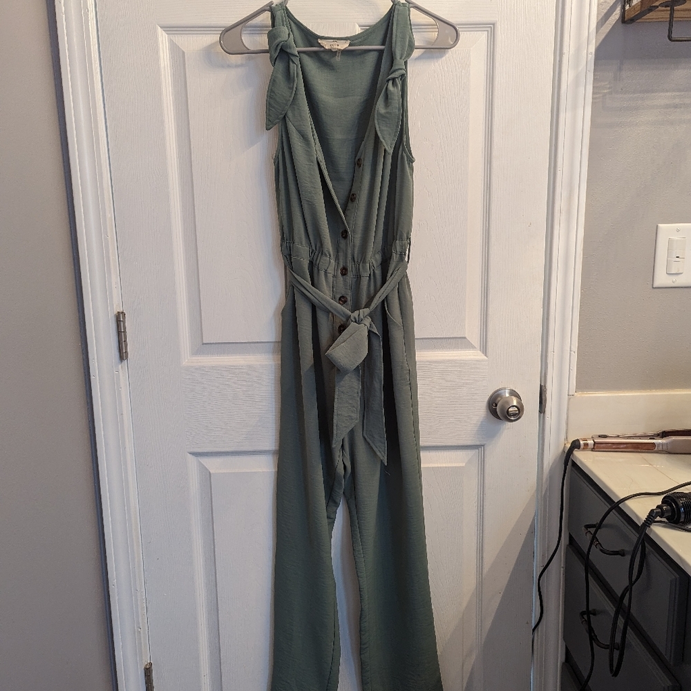 Sage green button up jumpsuit size medium NanaMacs